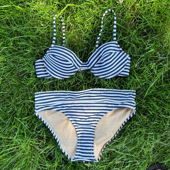 J. Crew Other - J CREW STRIPED BIKINI SWIMSUIT SIZE M  BOTTOMS SIZE 36A TOP  NWOT